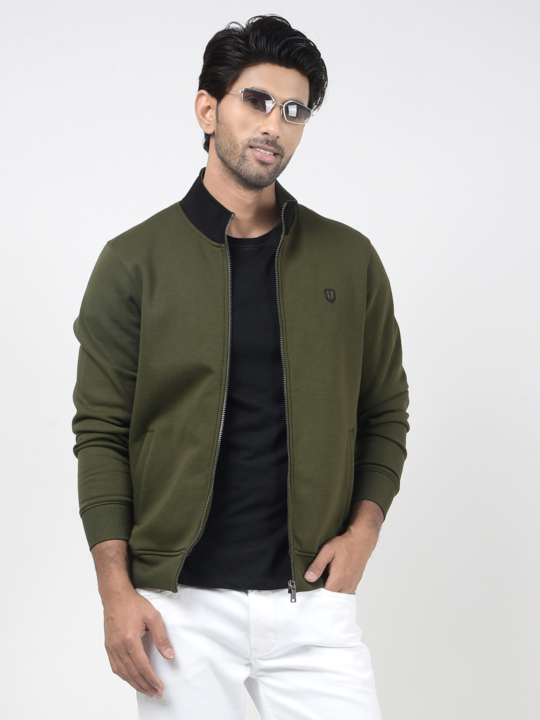 Numero Uno Men Color Block Green Sweat Shirt